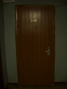 Дверь в квартиру Тани
